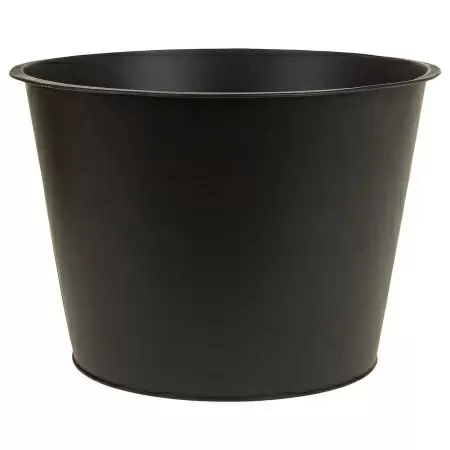 Плетеный вазон для цветов