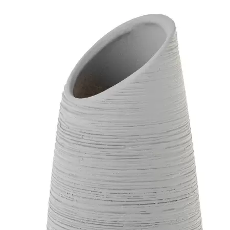 Ваза с неровным краем