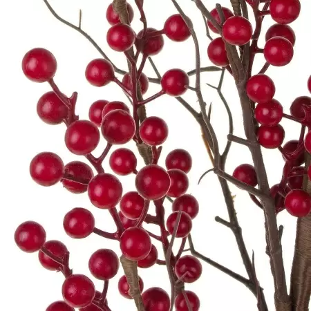 Ель с ягодами искусственная