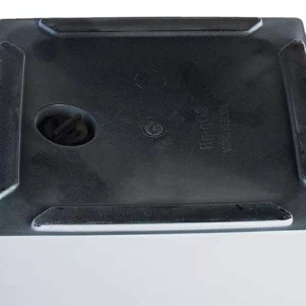 Пластиковое кашпо с автополивом Conic Silk