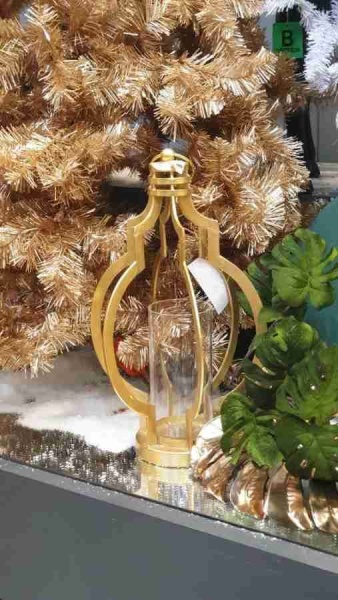 Подсвечник декоративный золотой